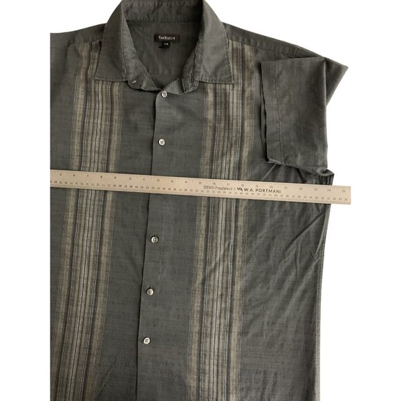 Van Heusen Mens Short Sleeve Button-Up Shirt L/G 16-16.5 Gray Striped - Picture 3 of 9